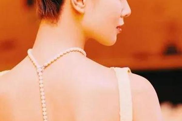 背部有痣相的女人_女人后背有痣命苦是吗 背部有痣相的女人_女人后背有痣命苦是吗