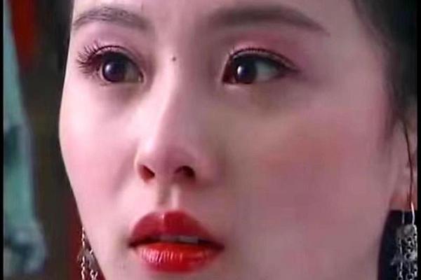 麻衣神相山根有一个痣_刘诗诗山根的痣好吗