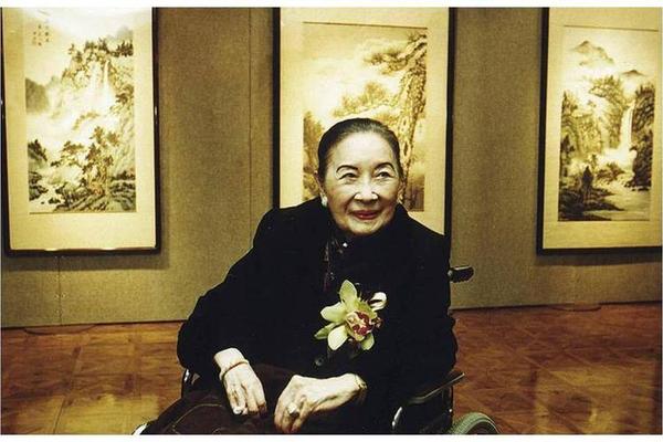 宋美龄八字