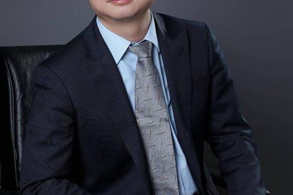 艾里斯特 总裁姓名
