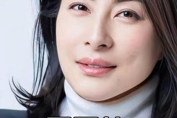 郭晶晶脸上的痣相-郭晶晶面相百年一遇是怎么回事