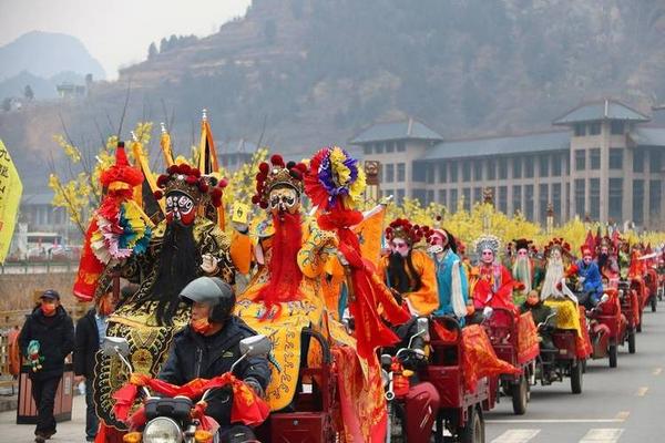 传统民俗文化(陕西的传统民俗文化)