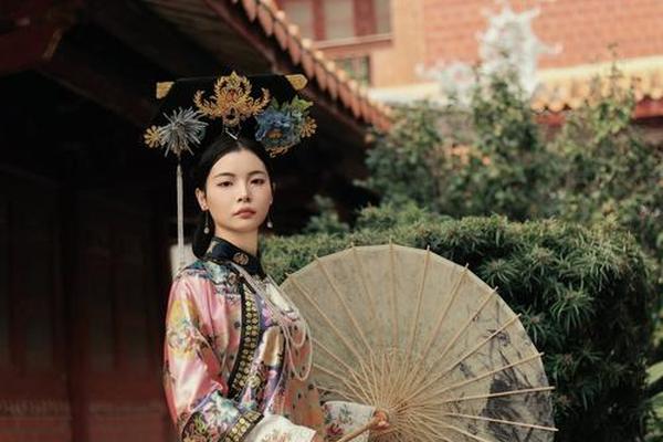 古风文化的特征及其发展;宫廷复古风的特点