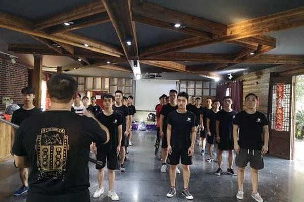 书院文化中心健身房—健公书院简介