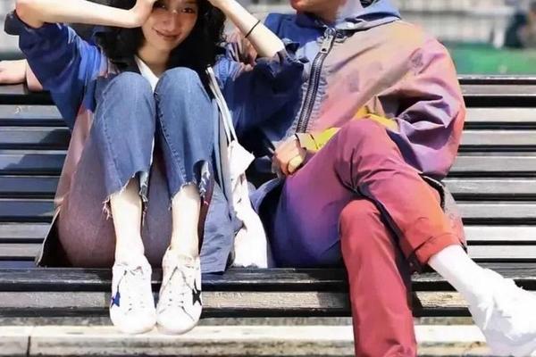 黄觉老婆麦子真实姓名