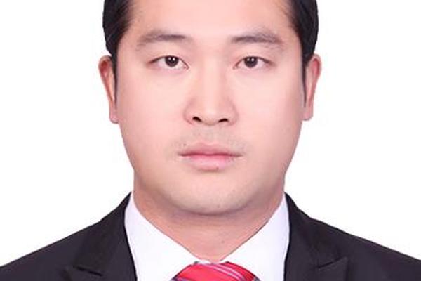输入姓名查案件姚少波
