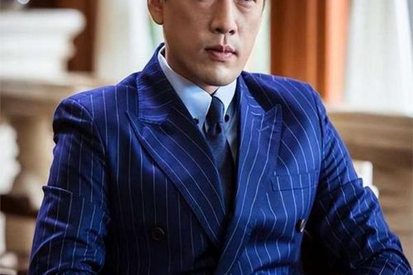 台湾一档讲痣相的综艺;脸上有痣的台湾明星男