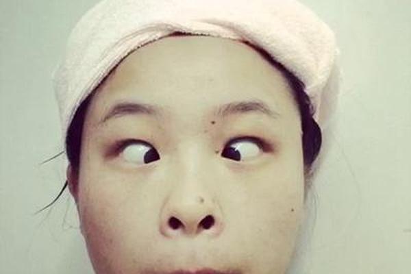 八字眼图片