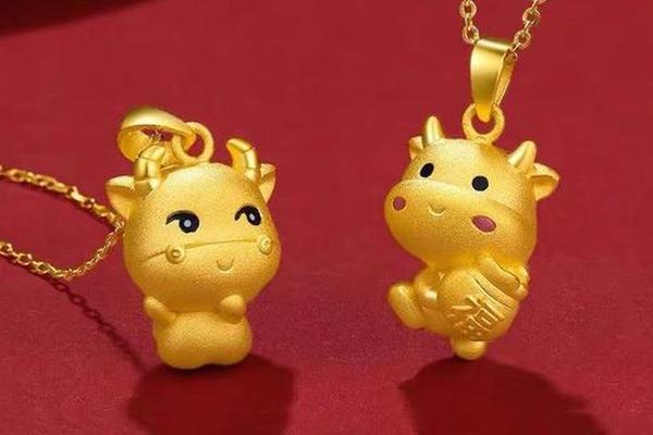 属牛人佩戴饰品助财(属牛的佩戴什么最旺财)