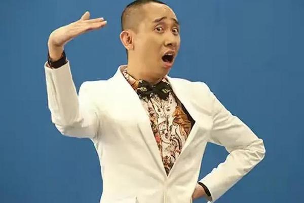 八字一样的人