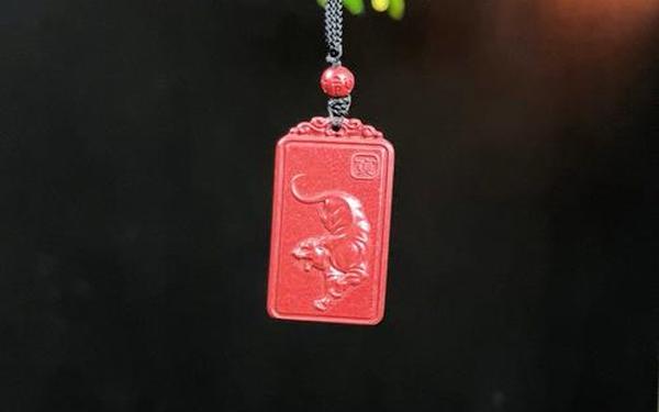 74年属虎的护身符是什么菩萨_1974年属虎的佩戴什么吉祥物 74年属虎的护身符是什么菩萨_1974年属虎的佩戴什么吉祥物