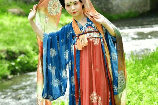 汉服文化图片;各个朝代服饰图片