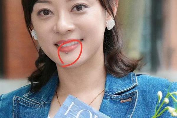 女子嘴巴旁边的痣相_嘴唇下面有痣的女人代表什么 女子嘴巴旁边的痣相_嘴唇下面有痣的女人代表什么