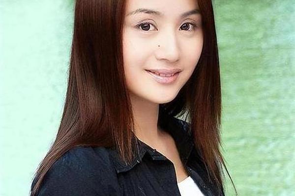 跟曹颖一样长痣相;长痣面相图女 跟曹颖一样长痣相;长痣面相图女