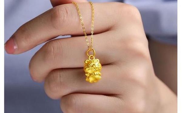 74年女虎佩戴什么可以招财(74年的虎适合戴什么首饰) 74年女虎佩戴什么可以招财(74年的虎适合戴什么首饰)