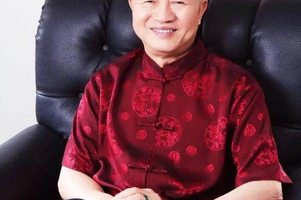 重庆痣相大师排名前十名 中国著名雕刻大师前十名 重庆痣相大师排名前十名 中国著名雕刻大师前十名