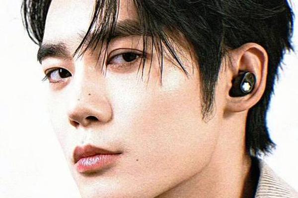 鼻子相痣的图片大全男人,男生鼻子有痣面相