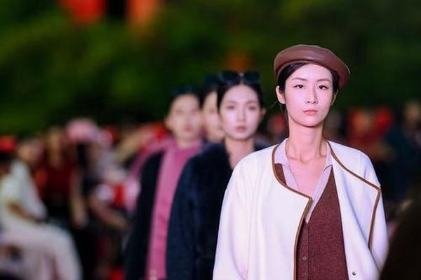 服饰文化传播-服饰文化