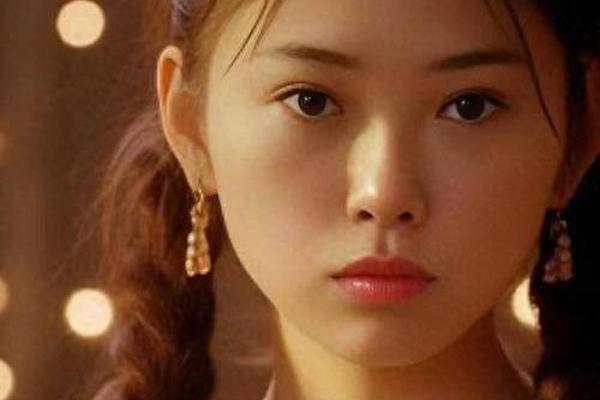 吴艳妮痣相;麻衣神相女人面部痣相最准图