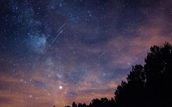 白羊座流星雨长什么样子—十二星座流星雨排名
