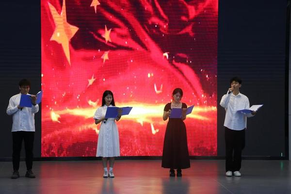 传统经典诵读真人朗诵视频,经典诵读表演