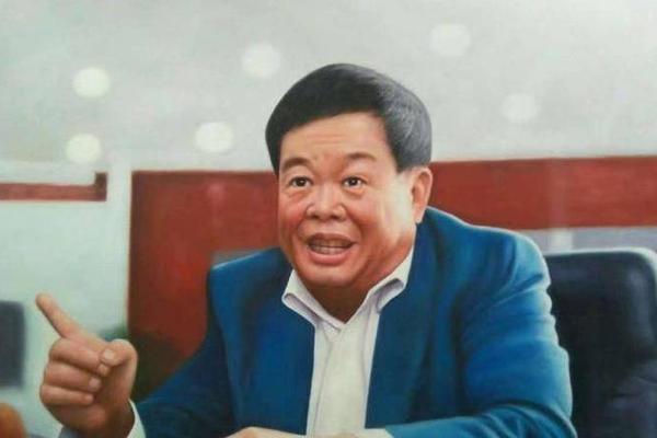 曹德旺八字