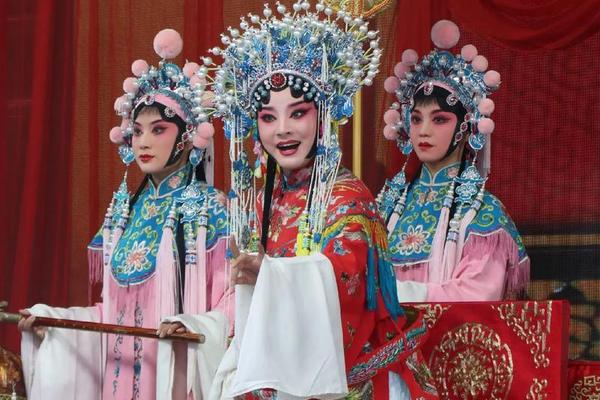 民间文化艺术戏曲演出;民间戏曲