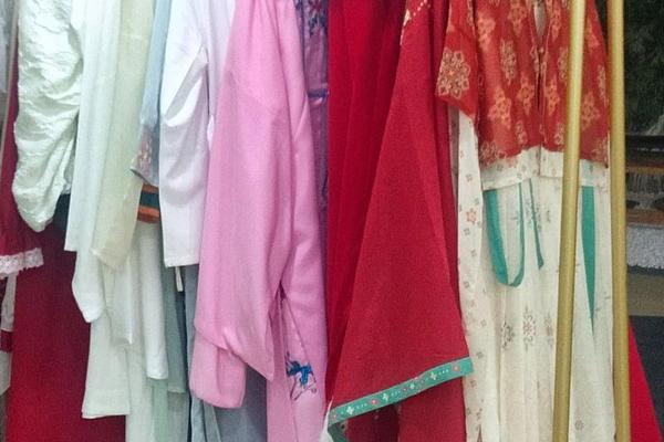 中华民族服饰文化_中华民族服饰体验馆