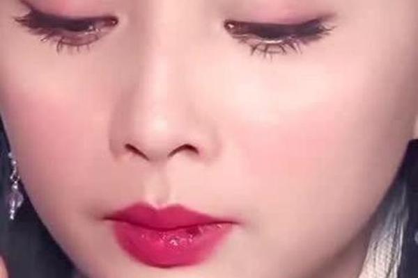 李相夷被发现耳朵三颗痣,耳朵上长了三颗痣