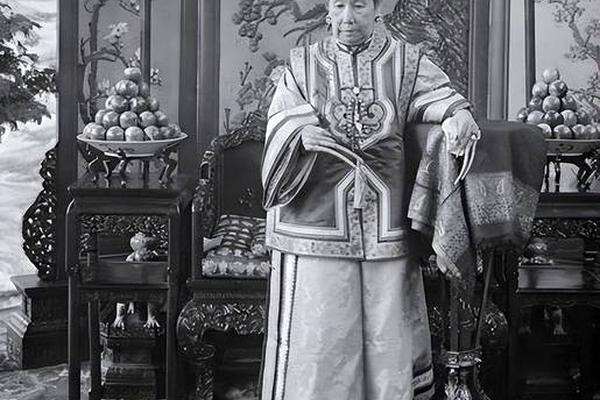 慈禧的八字