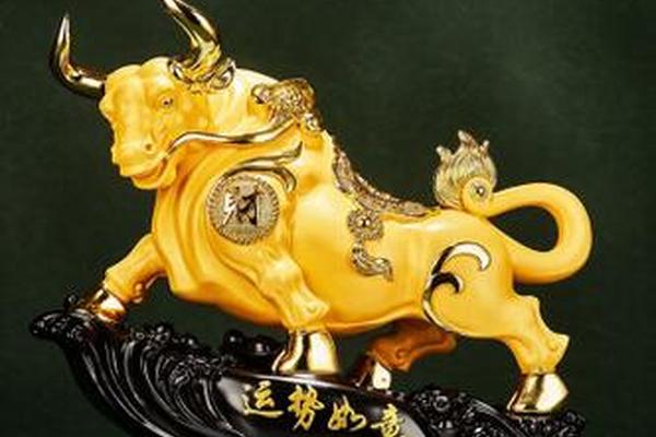 生肖牛摆件客厅,属牛客厅摆什么旺财