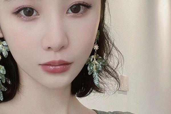 痣相锁骨痣;锁骨痣的位置与命运的关系 痣相锁骨痣;锁骨痣的位置与命运的关系