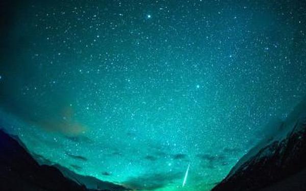 金牛座流星雨长什么样子(哪个星座流星雨最稀有)