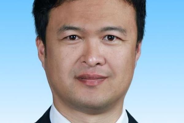 富裕火车站党委书记姓名