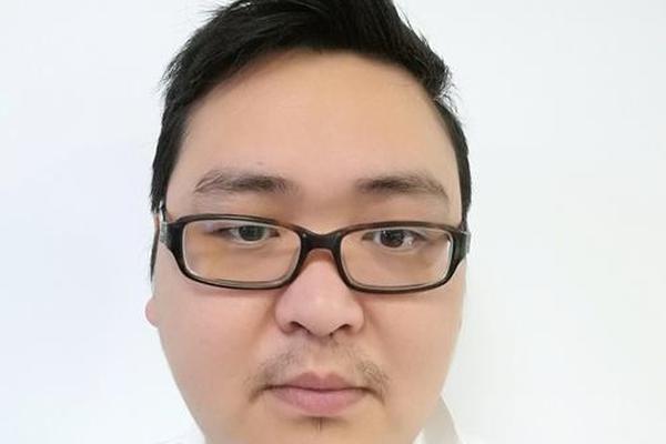 黄文东姓名打分