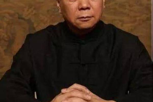 马未都八字