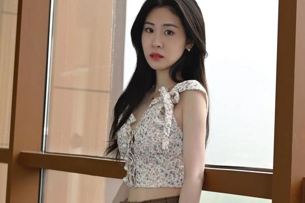 陈碧清姓名