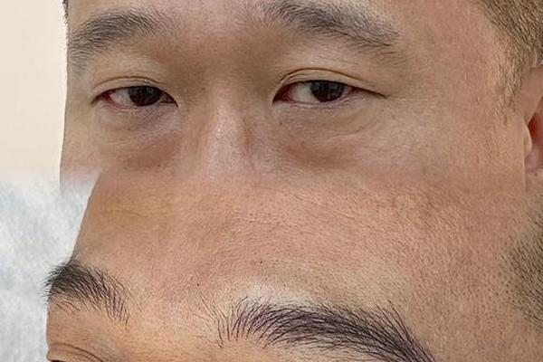 男生八字眉