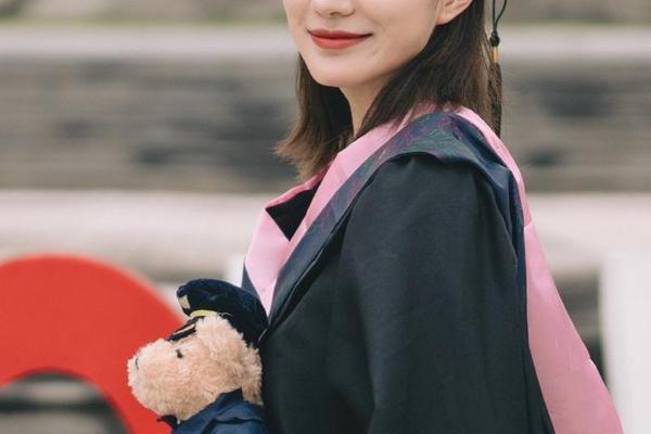 杜婷姓名